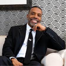 Creflo Dollar Biography: Age, Net Worth, Family, Career and Achievements