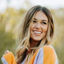 Sadie Robertson Huff Biography: Age, Net Worth, Family, Career and Achievements