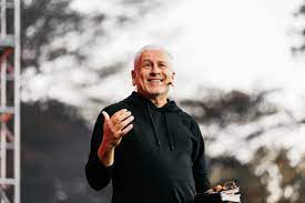 Louie Giglio Biography: Age, Net Worth, Family, Career and Achievements